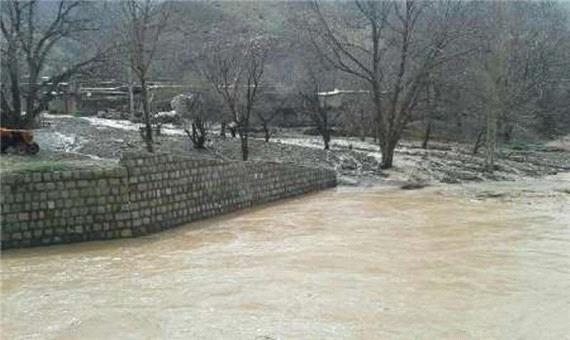 سیلاب راه ارتباطی 73 روستای کرمان را مسدود کرد