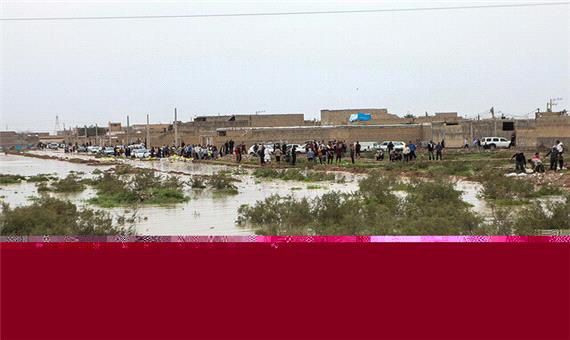 تخلیه آب 5 روستای سیل‌زده استان/عمده راه‌های بسته شده روستایی استان امروز باز می‌شوند