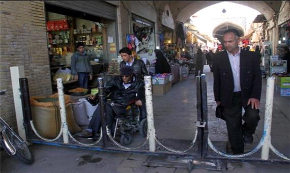 ورود معلولان به شهر کرمان ممنوع است!/ معلولان فراموش شده‌های شهرسازی