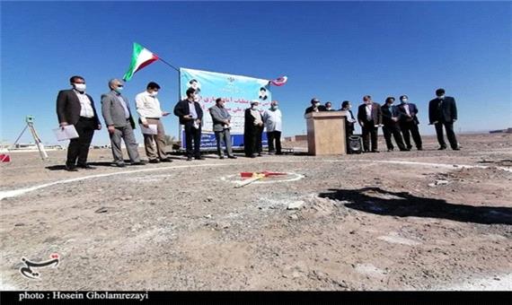 عملیات آماده‌سازی اراضی طرح ملی مسکن شهرستان انار آغاز شد