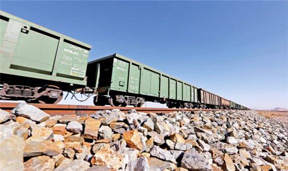 رشد 38 درصدی بارگیری در راه آهن کرمان